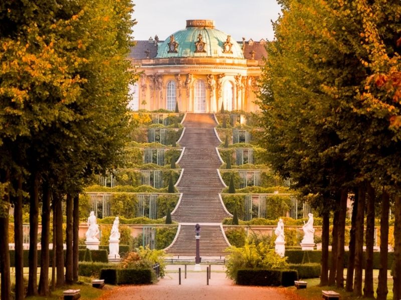 Cung điện Sanssouci dưới nắng chiều tà