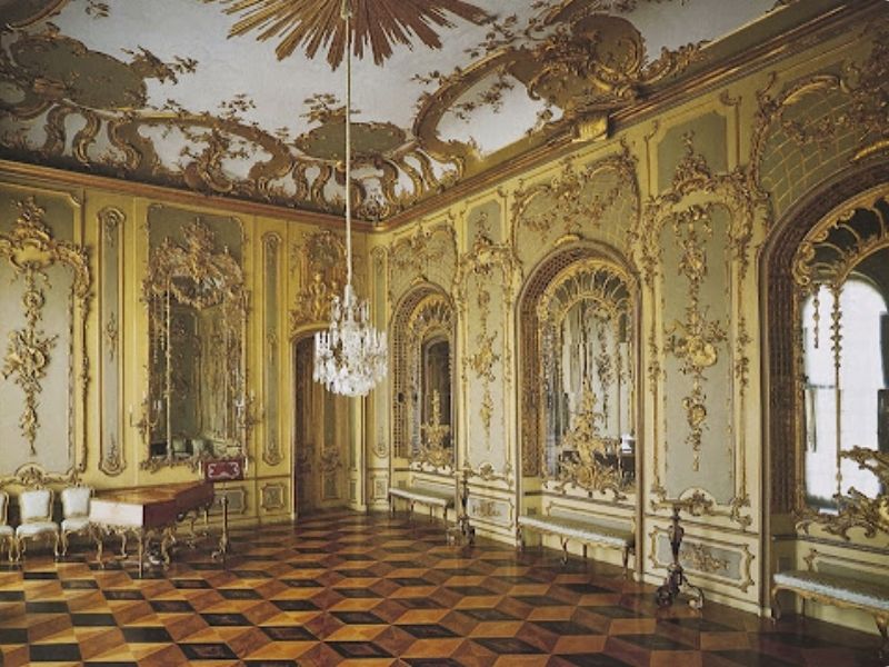 Cung điện mang phong cách cổ điển