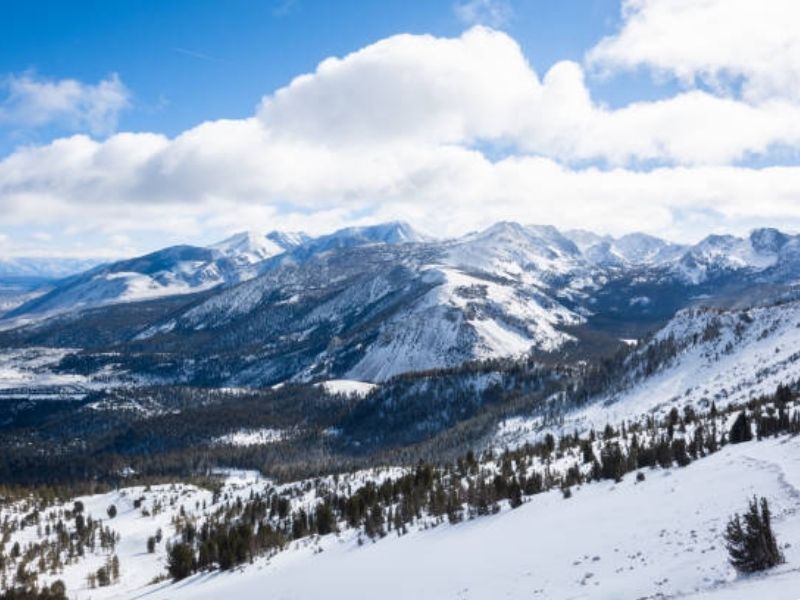 Sierra Nevada kiêu hãnh vươn mình giữa trời Âu