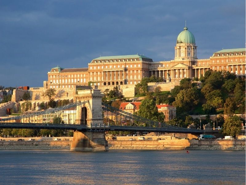 Lâu đài Buda từng là nơi ở của hoàng gia và trung tâm quyền lực của vương quốc Hungary