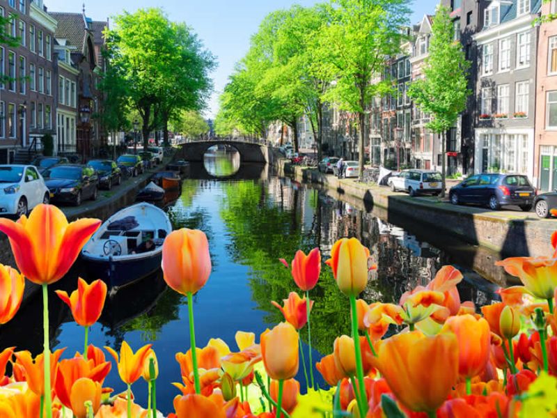Kênh đào ở Amsterdam