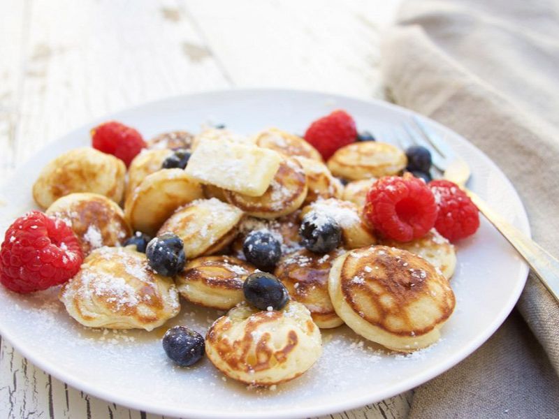 Bánh Poffertjes