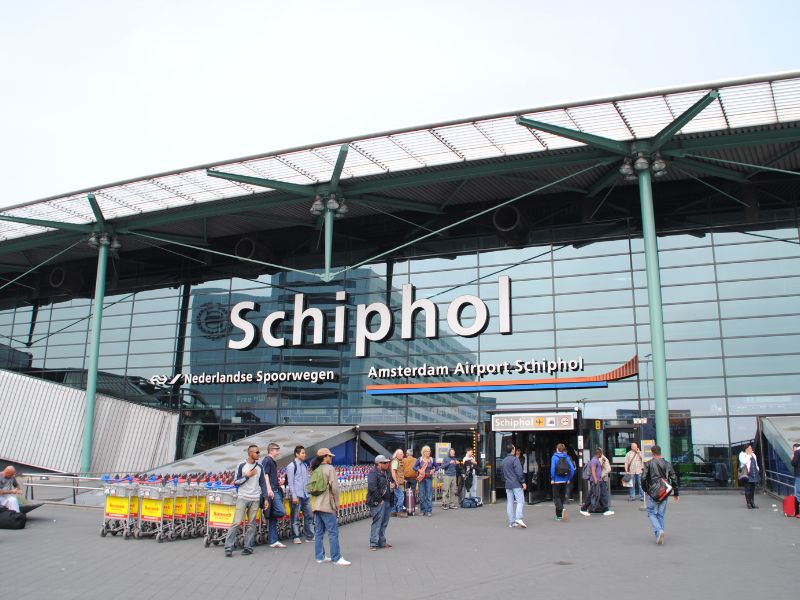Sân bay Quốc tế Amsterdam Schiphol (AMS)