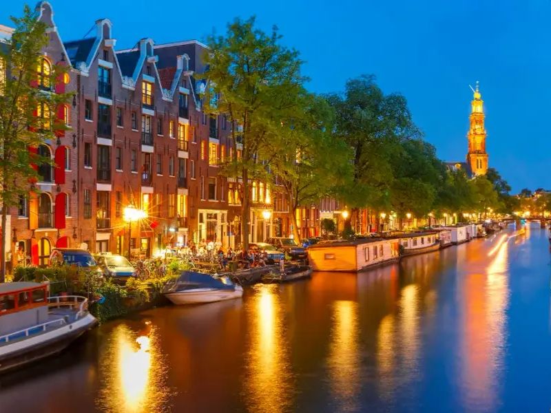 Hệ thống kênh đào Amsterdam- Hà Lan nổi tiếng về gì